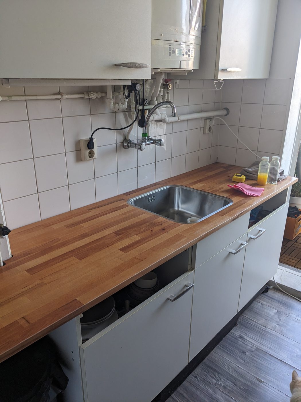 Nieuw aanrechtblad geplaatst in bestaande keuken
